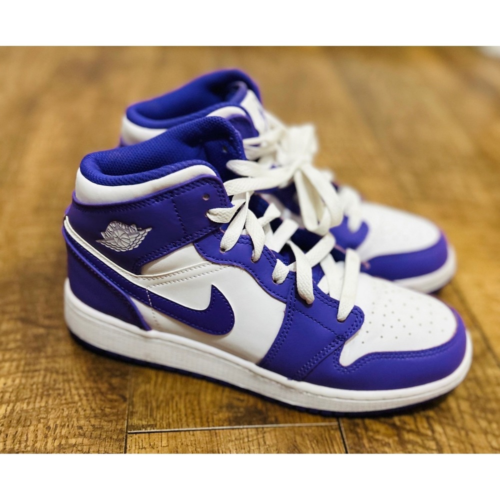 Nike Air Jordan 1 Mid Purple White GS DQ8423-511 Size 6Y - Picture 3 of 7